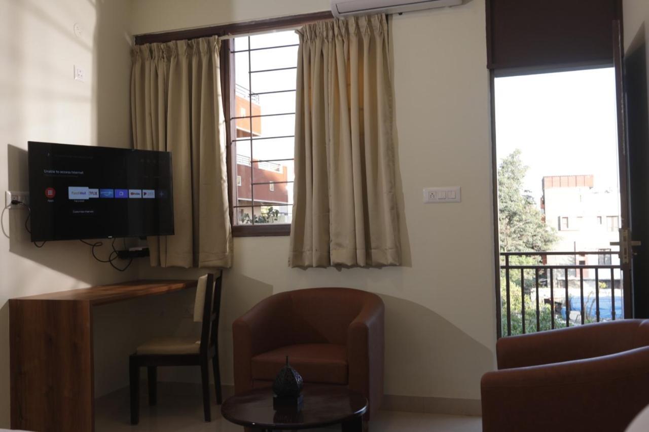 Elysian Grand Hotel Bangalore Extérieur photo